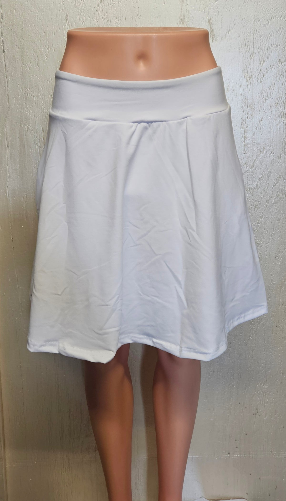 Solid White skorts with pockets