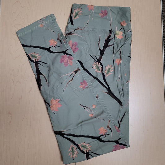 Late fall leaves leggings no pockets