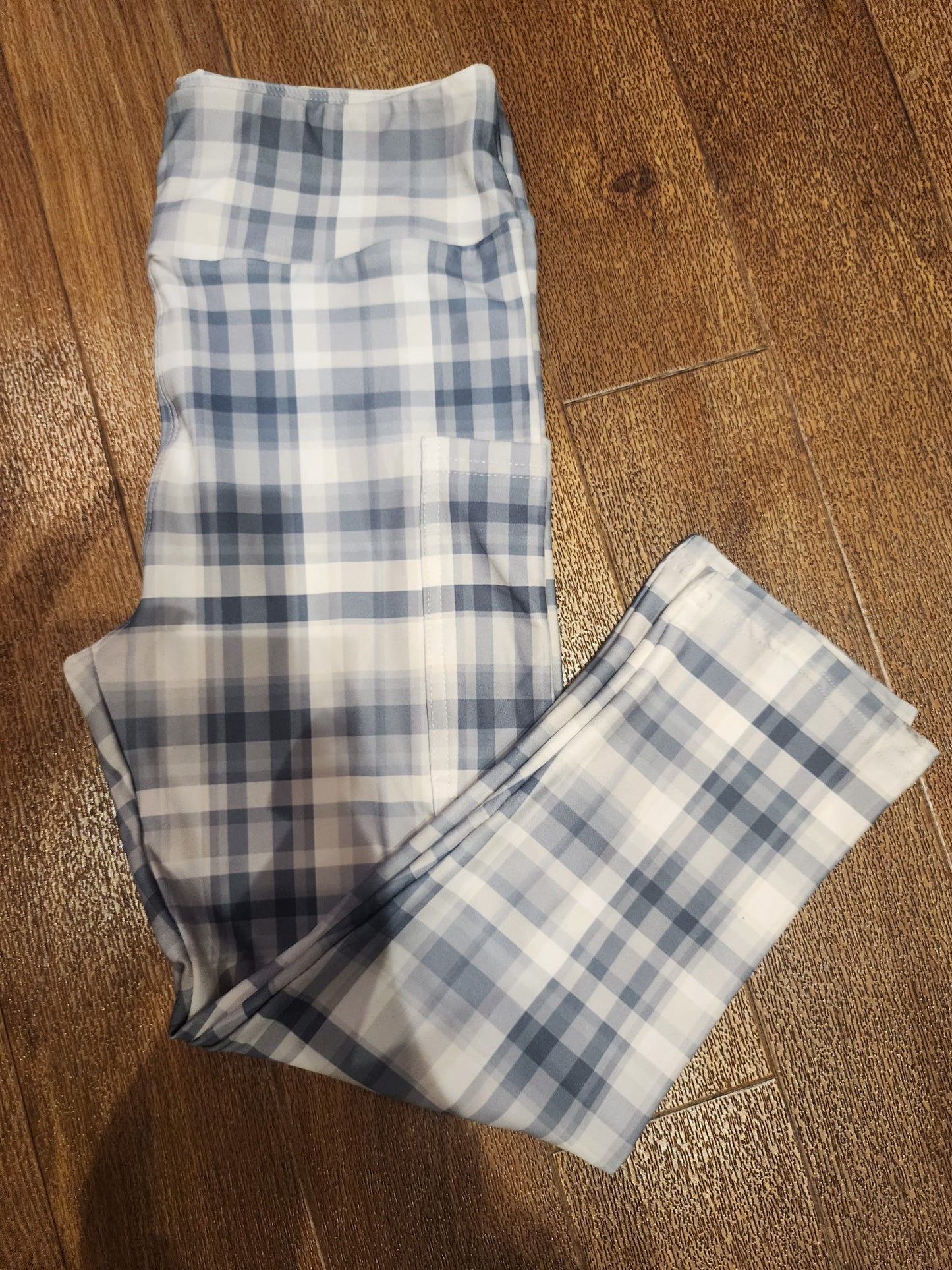 Grey Plaid capris with pockets