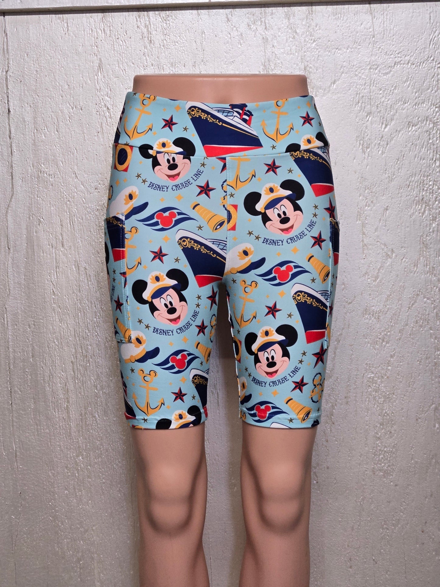 Cruise Mouse capris and biker shorts with pockets