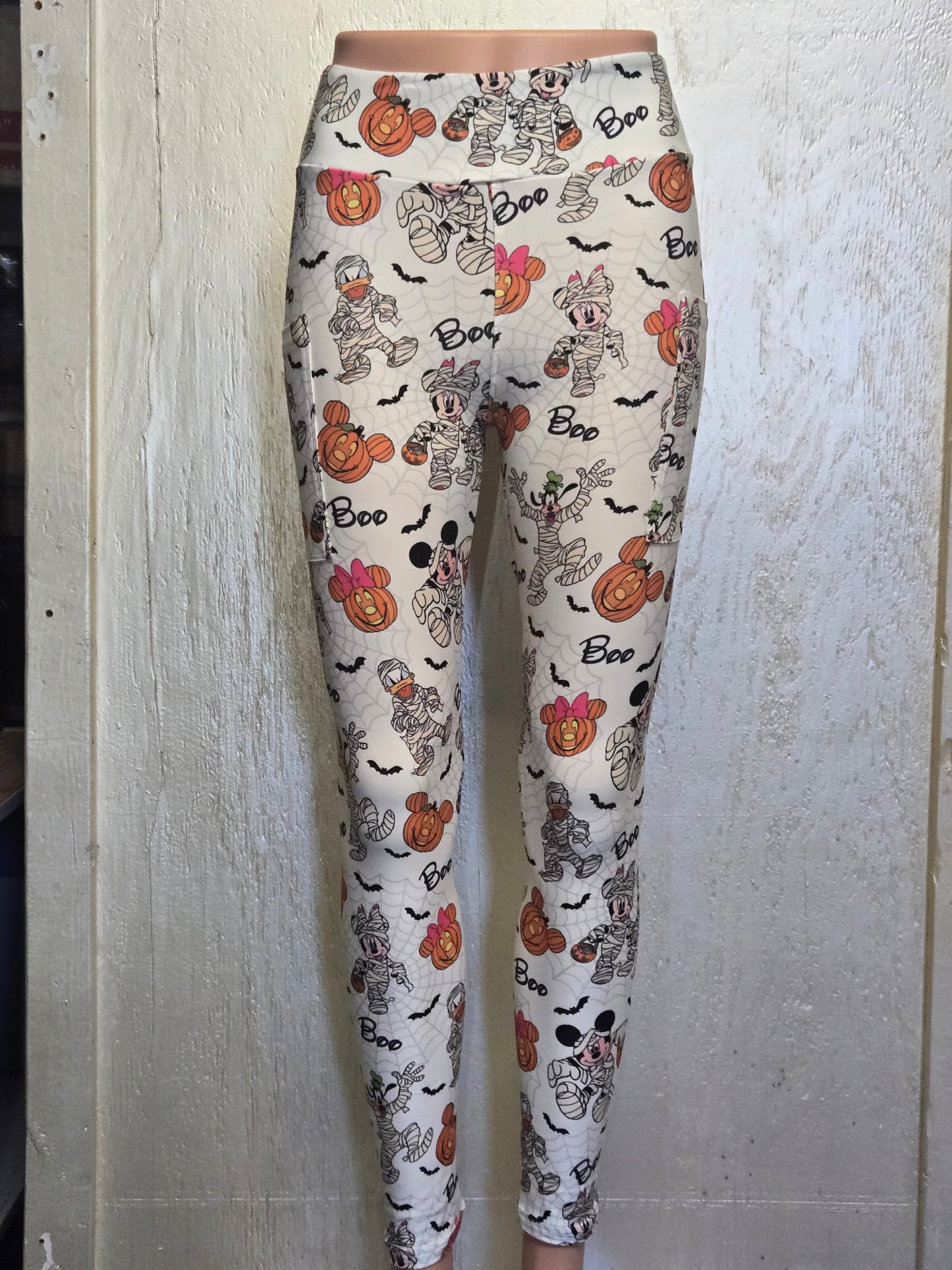 Mummy Friends leggings and biker shorts with pockets
