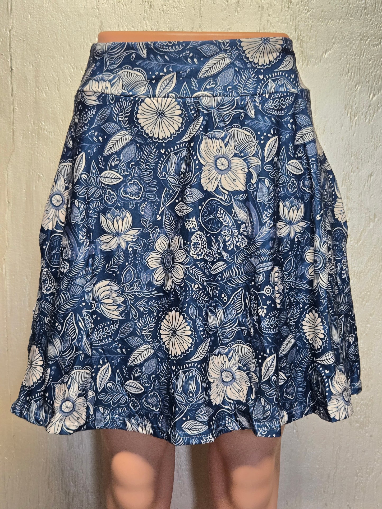 Floral drawing on Navy Skorts and capris with pockets