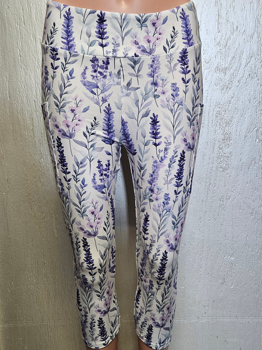 Lavender Fields capris with pockets