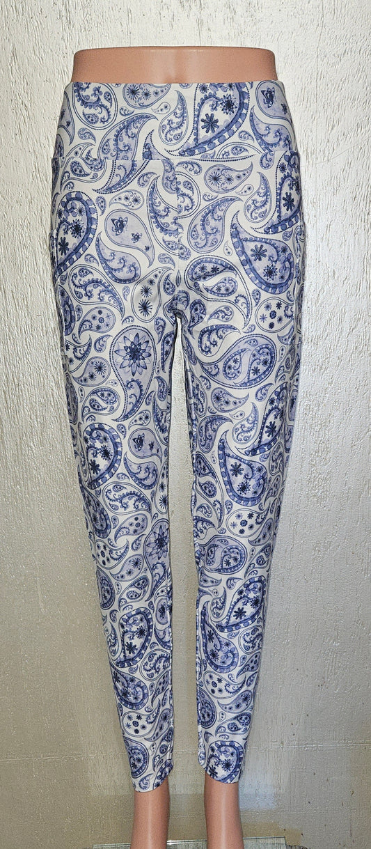 Paisley leggings and capris with pockets