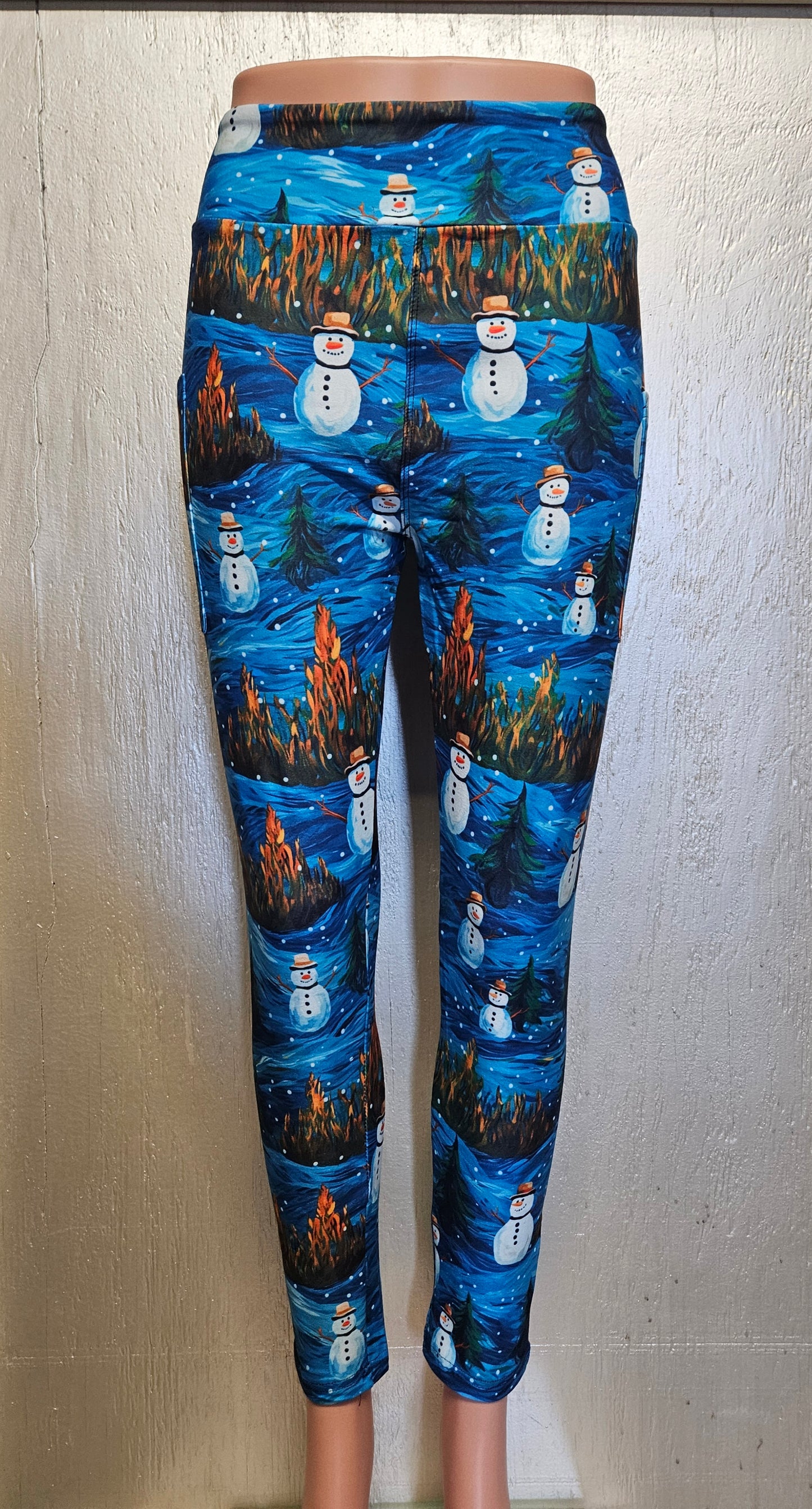 Painted Snowmen skorts and leggings with pockets