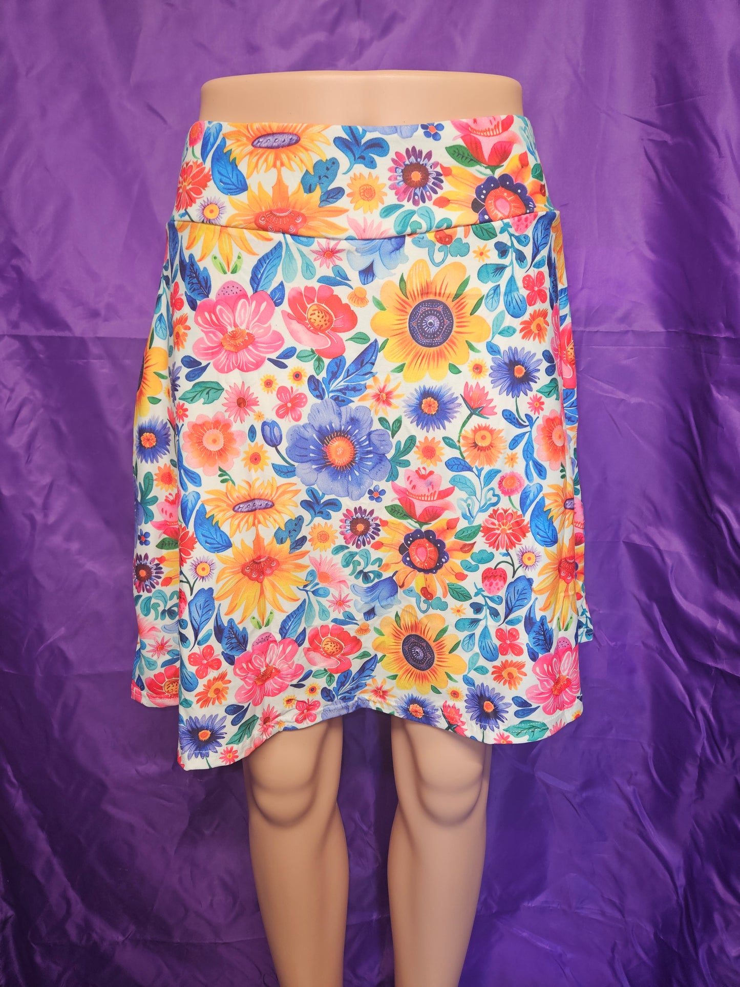 Fiesta Floral White capris and skorts with pockets