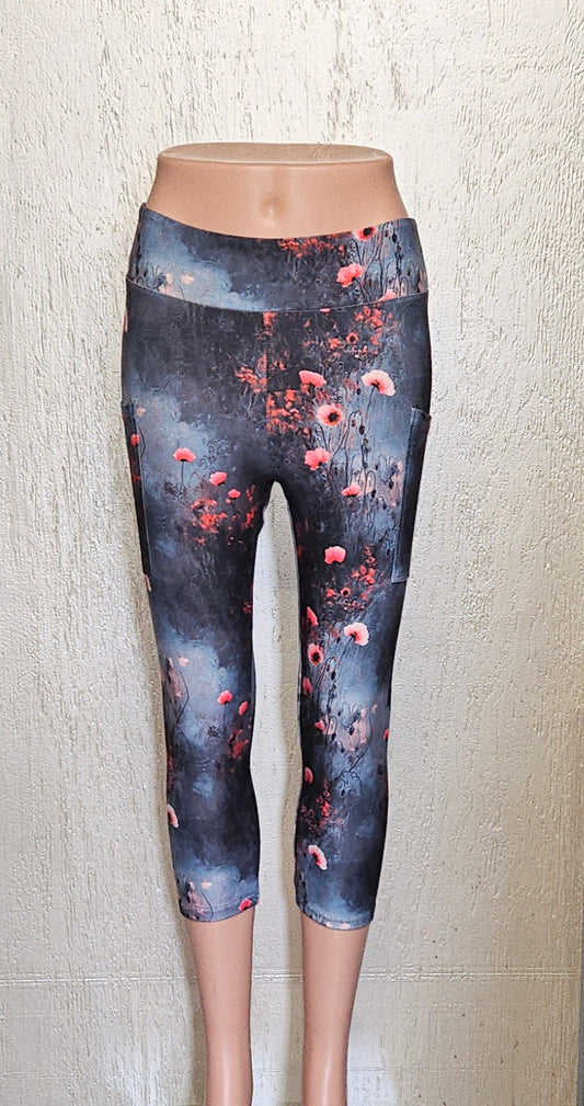 Watercolor Poppies capris with pockets