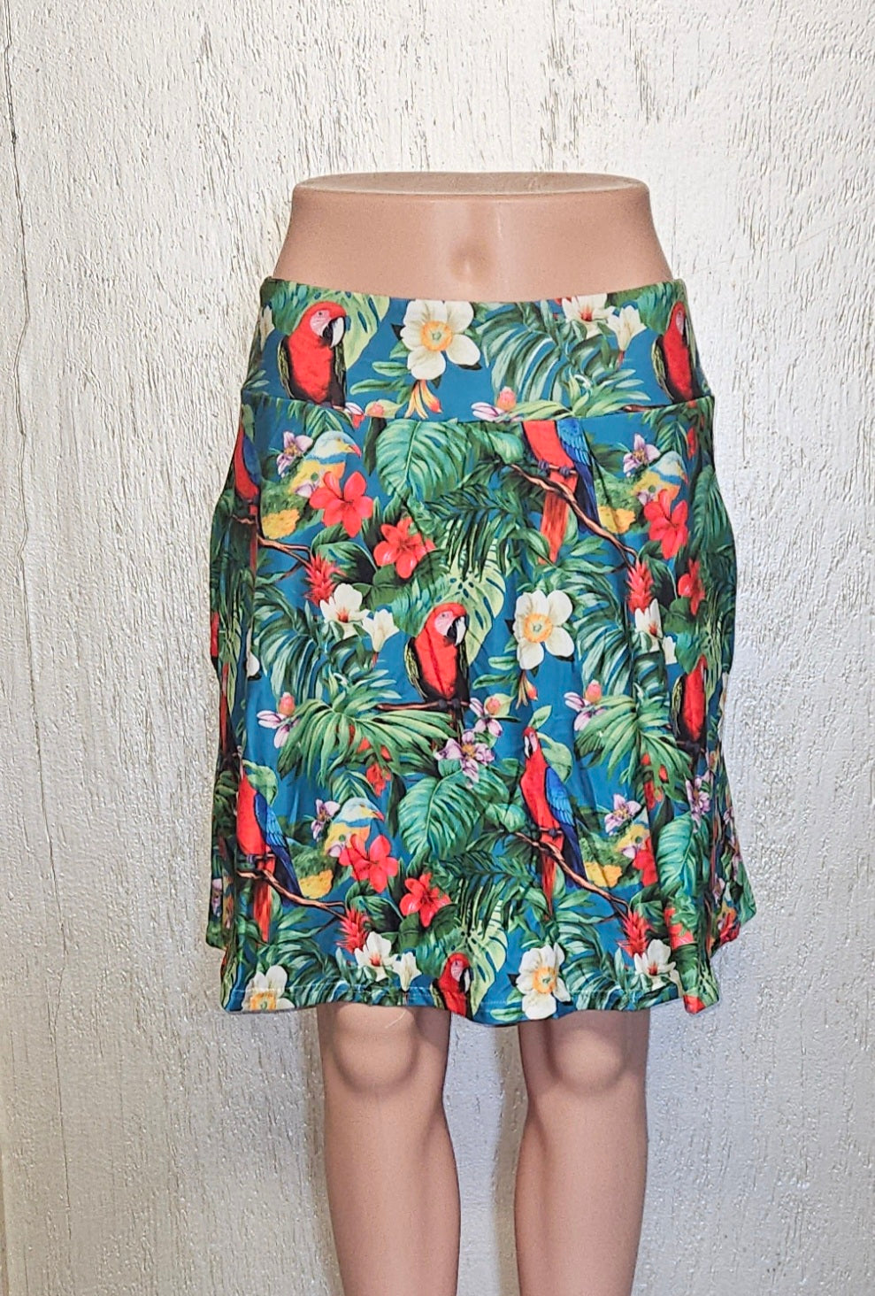 Red Parrots capris and skorts with pockets