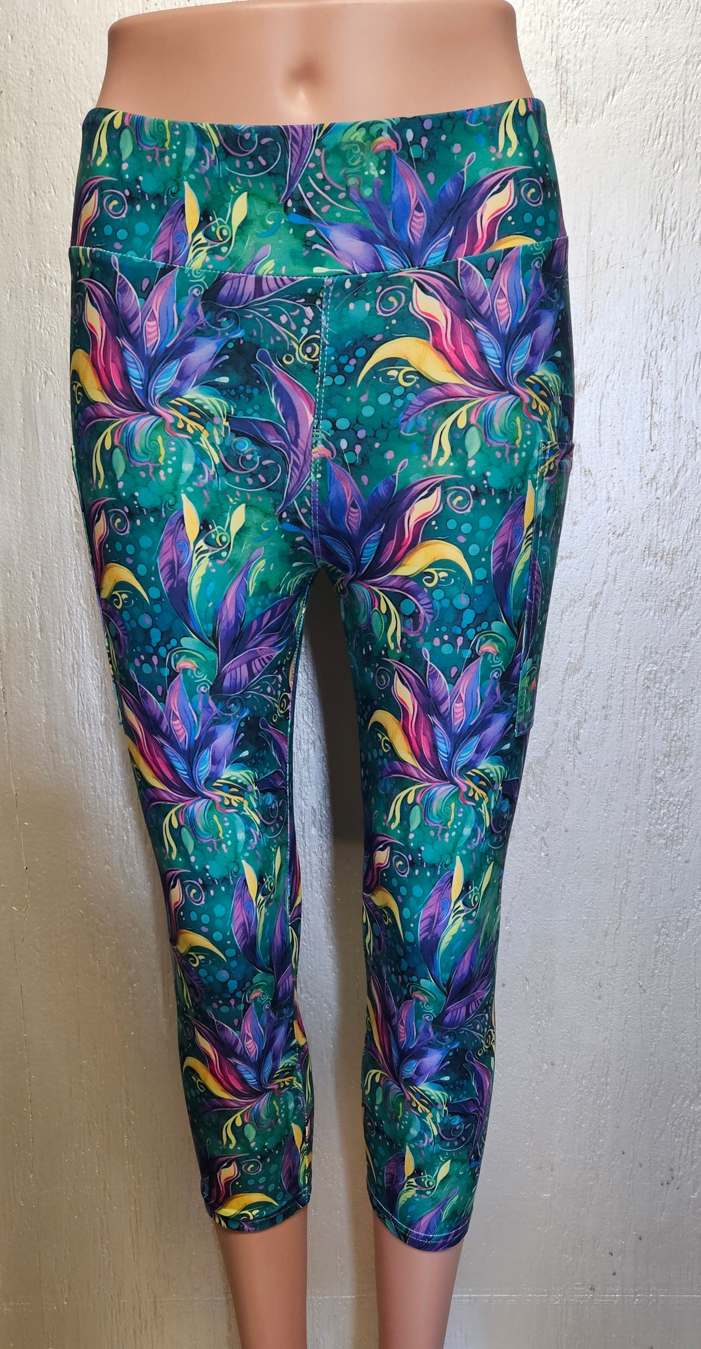Mardi Gras Celebration bike shorts and capris with pockets