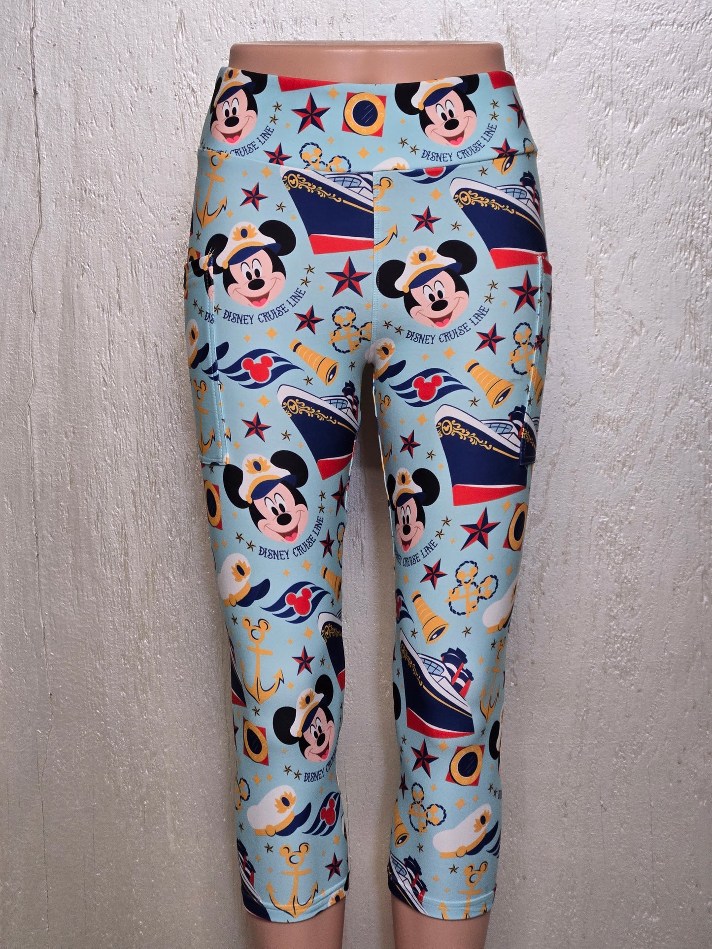 Cruise Mouse capris and biker shorts with pockets