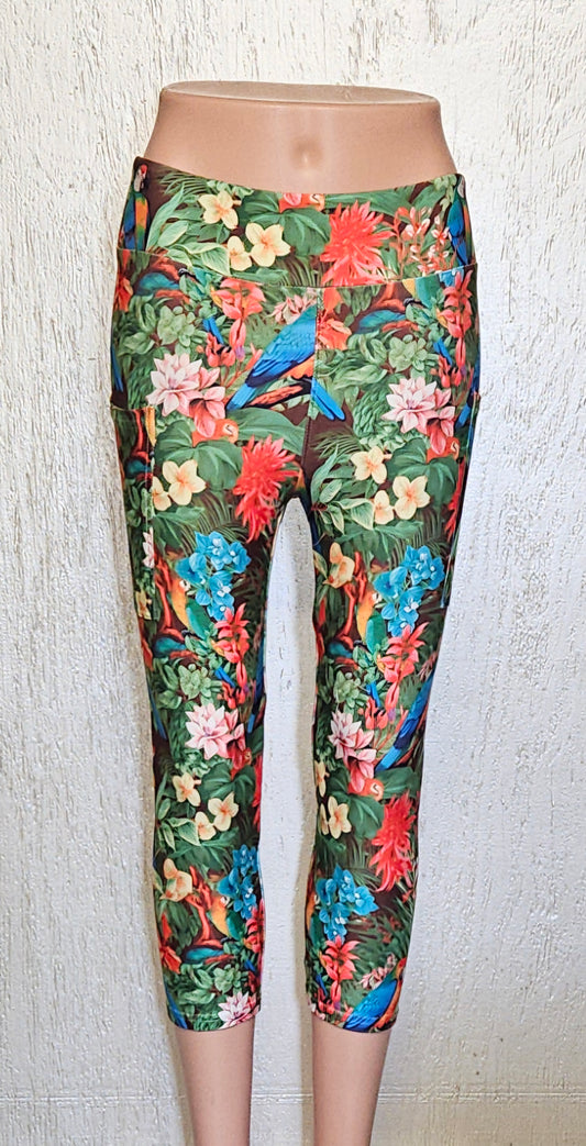 Bright Tropic Parrot capris with pockets