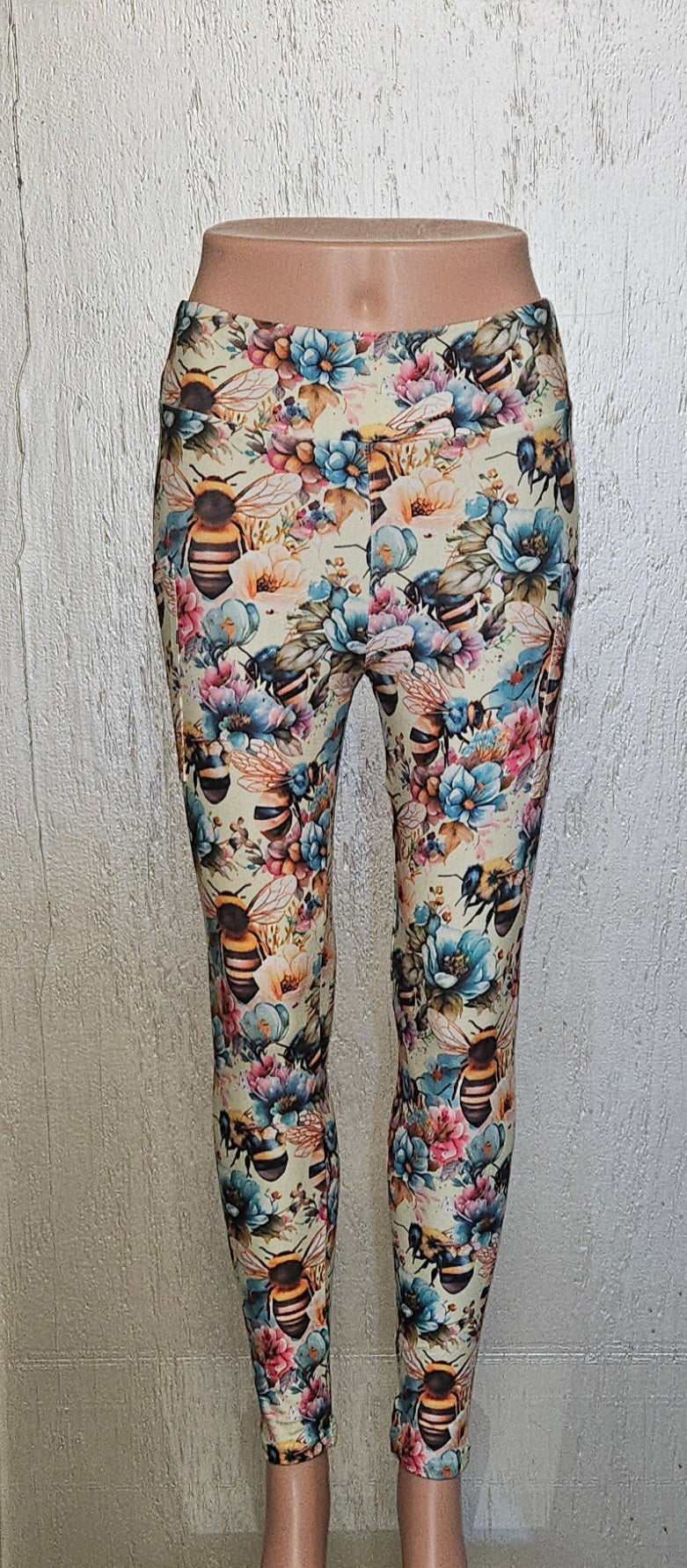 Spring Bees leggings and capris with pockets