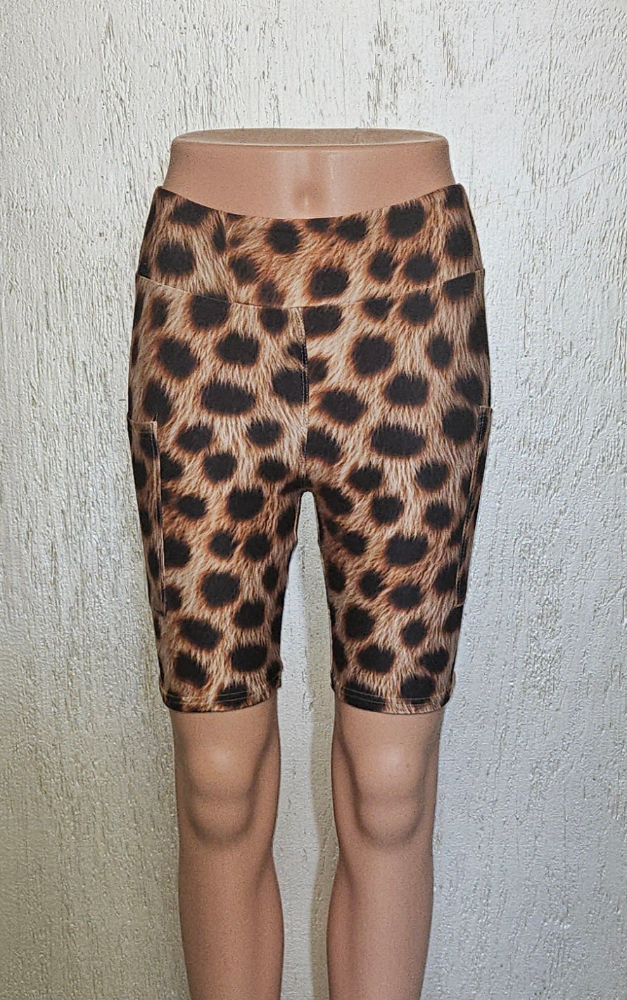 Dalmatian Dots capris and biker shorts with pockets