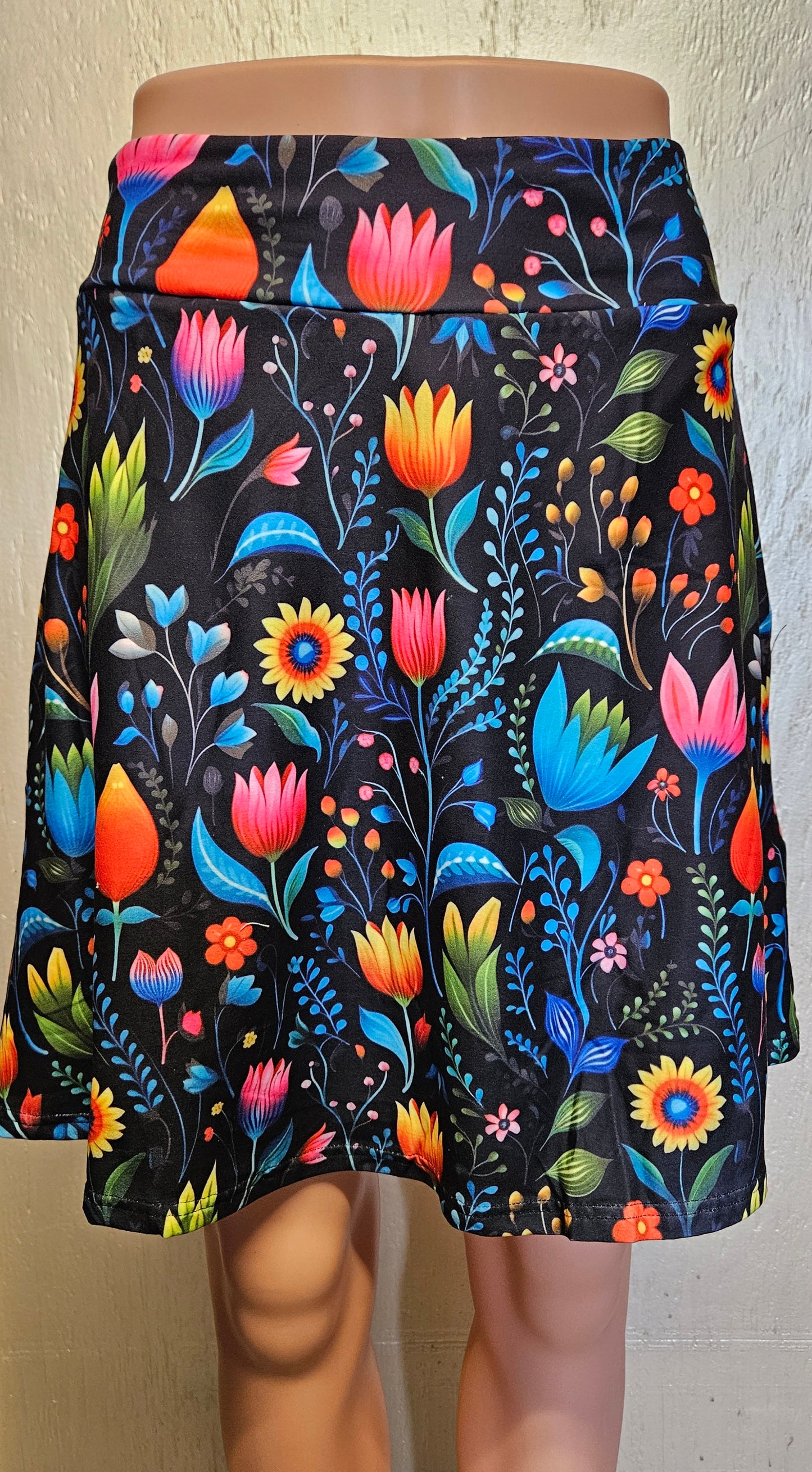 Mexican Floral 17 capris and skorts with pockets