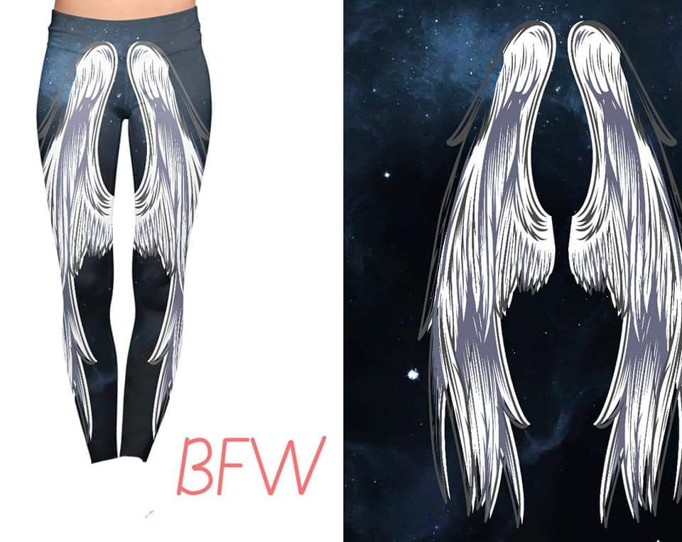 Angel wings backside capris with pockets