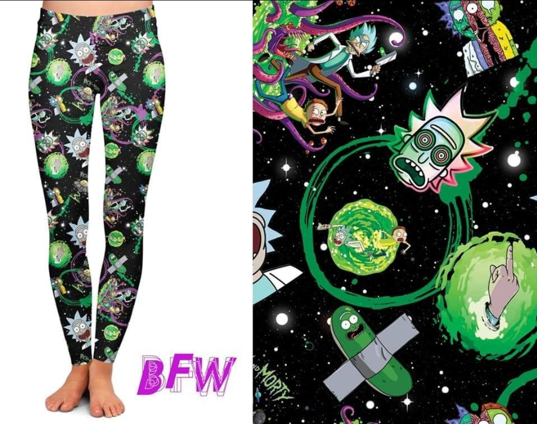 R&M Leggings, capris and joggers with pockets