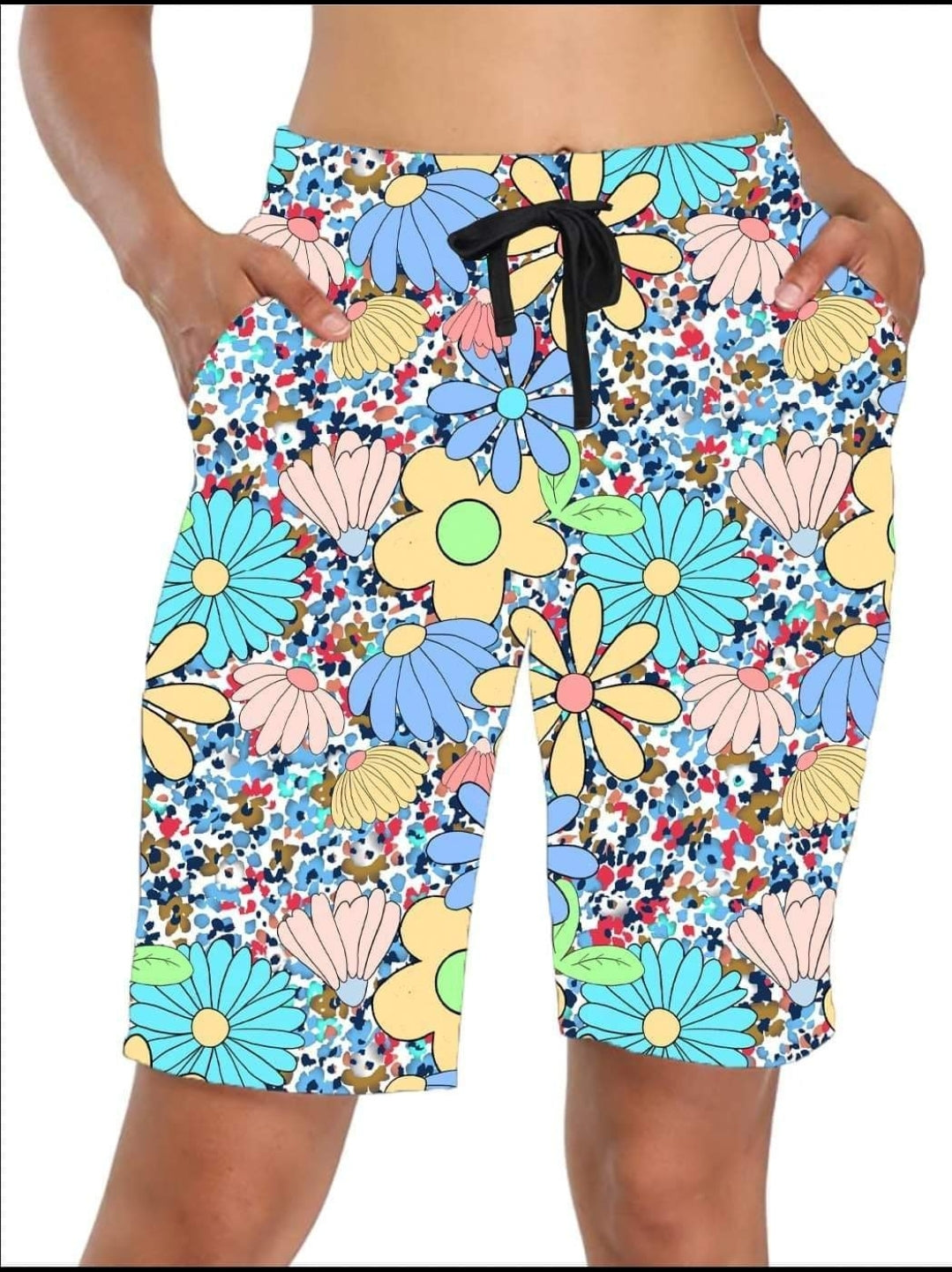 Cartoon Daisy Capri and Capri Lounge Pants